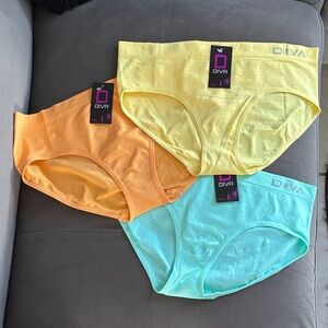 ❤️Diva Vibrant Colors               Panties Trio 3 pieces - Size Large